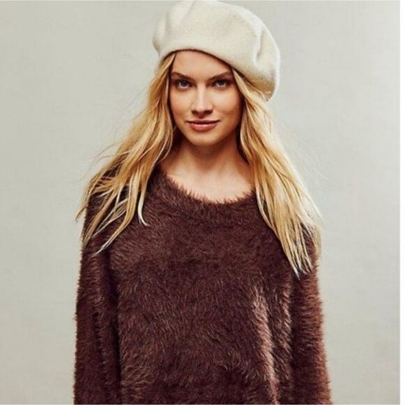 Free People Fuzzy Soft Oversized Harrison Bunny Sweater XS...